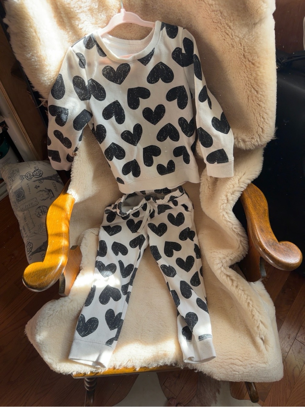 Cat & Jack Girls Heart Sweatshirt Jogger Set 4T
